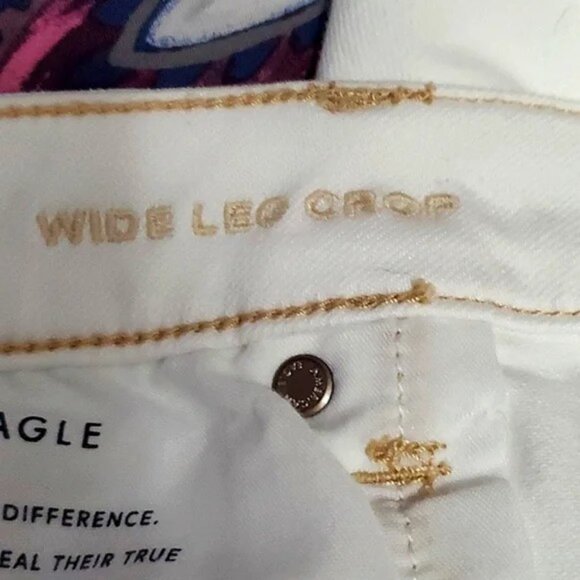 HOST PICK NWOT American Eagle Trendy Boho Chic Off White Wide Leg Cropped Jeans - Picture 12 of 15